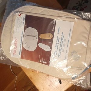 "Progress" Stamped Pre-quilted 8 piece luncheon set. For embroidery.